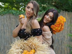 LexyandOlivia's Thumbnail