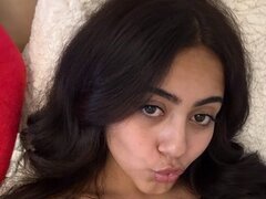Latinadulcemami's Thumbnail