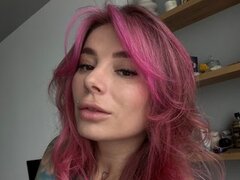 LolaMuse's Thumbnail